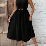 Vestido Plus Size Amanda Modelo frente-única, em poliéster, cinto ajustável. Caimento fluido e elegante para ocasiões casuais e sofisticadas.