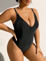Maiô Plus Size Uma Peça para Ano Novo 2025, ideal para festas elegantes. Conforto e estilo para momentos inesquecíveis.
