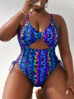 Maiô Plus Size decotado, estampa de onça e detalhe franzido. Ideal para momentos de lazer com estilo, conforto e sofisticação.