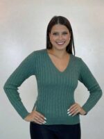 Blusa Feminina de inverno feita em tricô