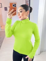 Blusa Feminina de inverno feita em tricô
