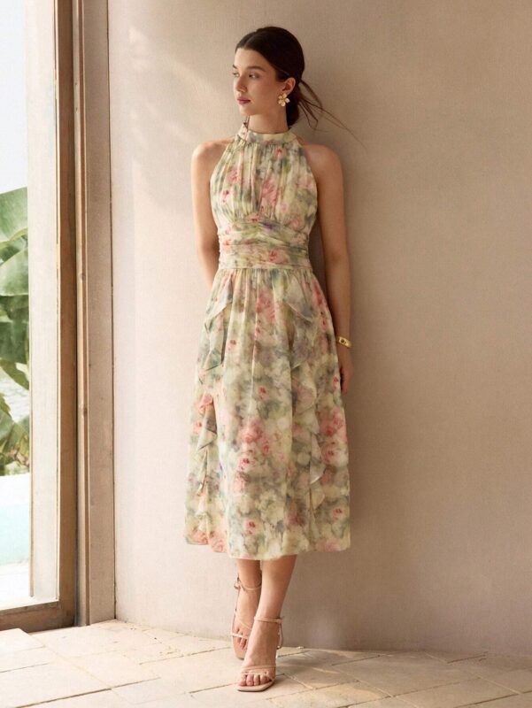 Vestido Midi Com Cintura Franzida e Estampa Floral