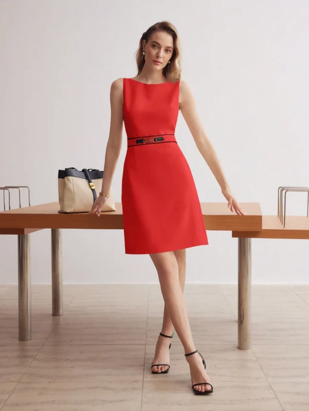 Vestido Simples com Estampa Lisa Yarla